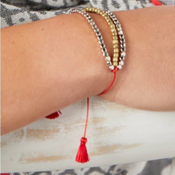 Demdaco Red Thread Bracelet New in Box - Picture 5 of 5